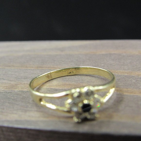 Size 6.25 14K Gold Floral Cubic Zirconia Gem Ring - Picture 5 of 8